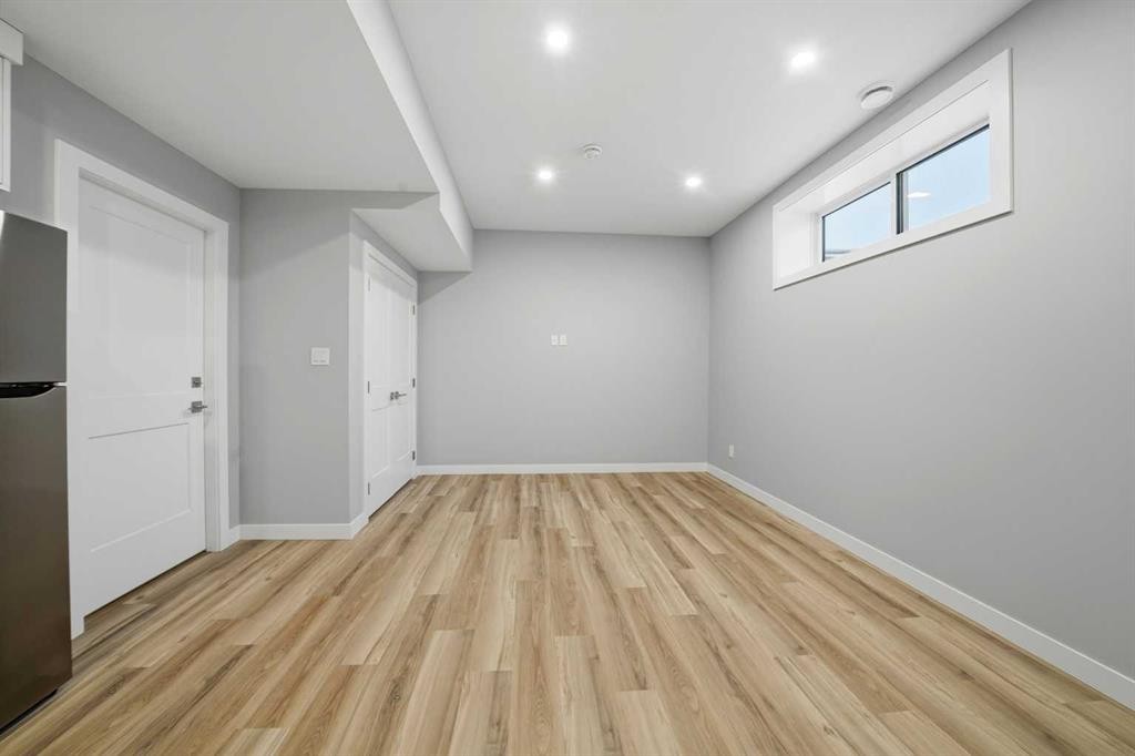 









70


Palmer

Circle,
Blackfalds,




AB
T0M 0J2

