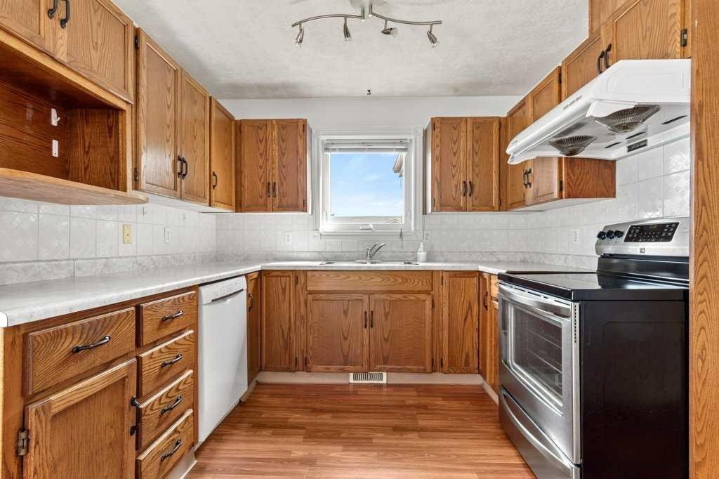 









56


Elder

Street,
Red Deer,




AB
T4R 2C6

