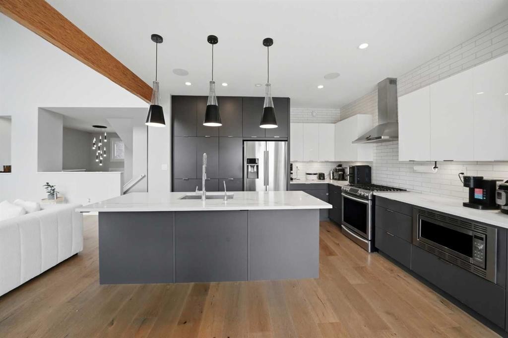 









102


Longmire

Close,
Red Deer,




AB
T4R 0T1

