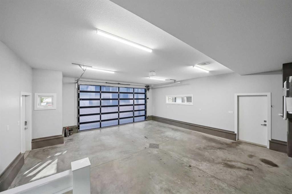 









102


Longmire

Close,
Red Deer,




AB
T4R 0T1

