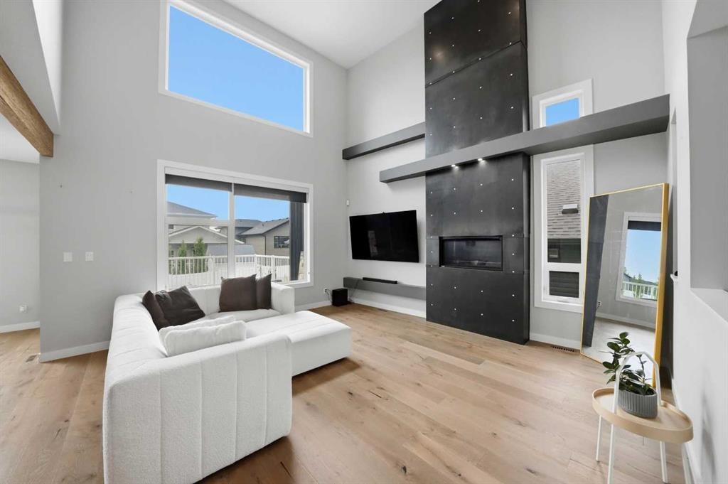 









102


Longmire

Close,
Red Deer,




AB
T4R 0T1

