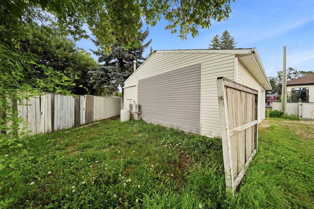 









3742


44

Avenue,
Red Deer,




AB
T4N 3H5

