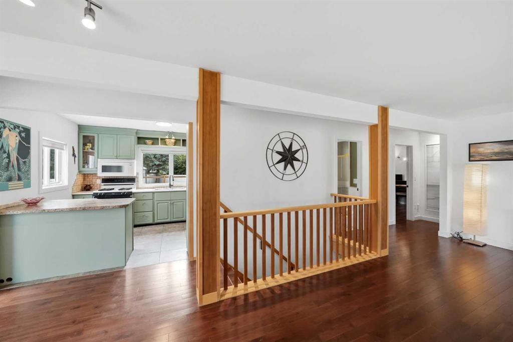 









3742


44

Avenue,
Red Deer,




AB
T4N 3H5

