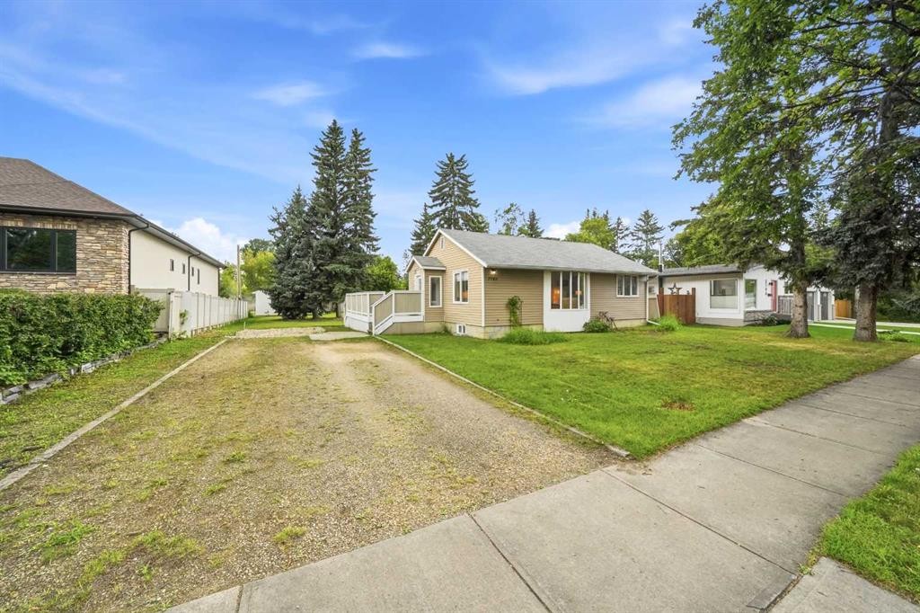 









3742


44

Avenue,
Red Deer,




AB
T4N 3H5

