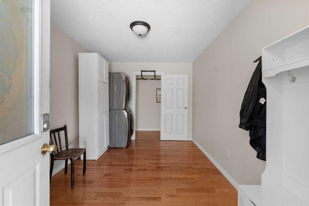 









325


Minnewaukan

Road,
Tillicum Beach,




AB
T4V 2m9

