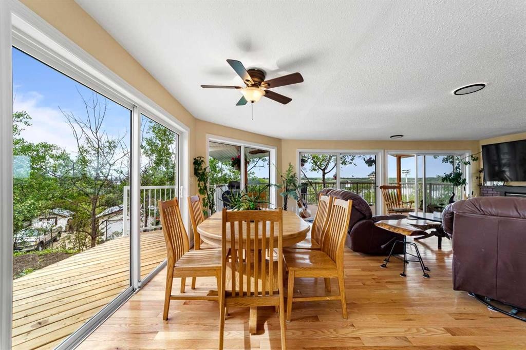 









325


Minnewaukan

Road,
Tillicum Beach,




AB
T4V 2m9

