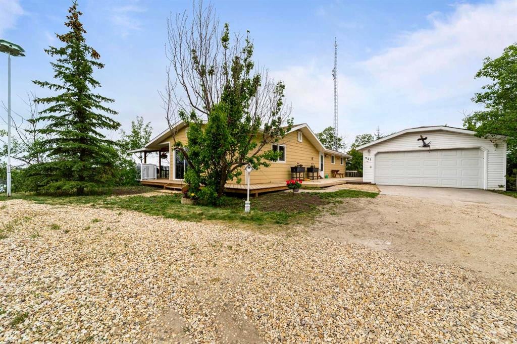 









325


Minnewaukan

Road,
Tillicum Beach,




AB
T4V 2m9

