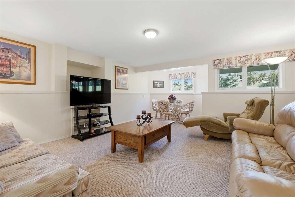 









4901


Farrell

Avenue, 15,
Red Deer,




AB
T4N 6W2

