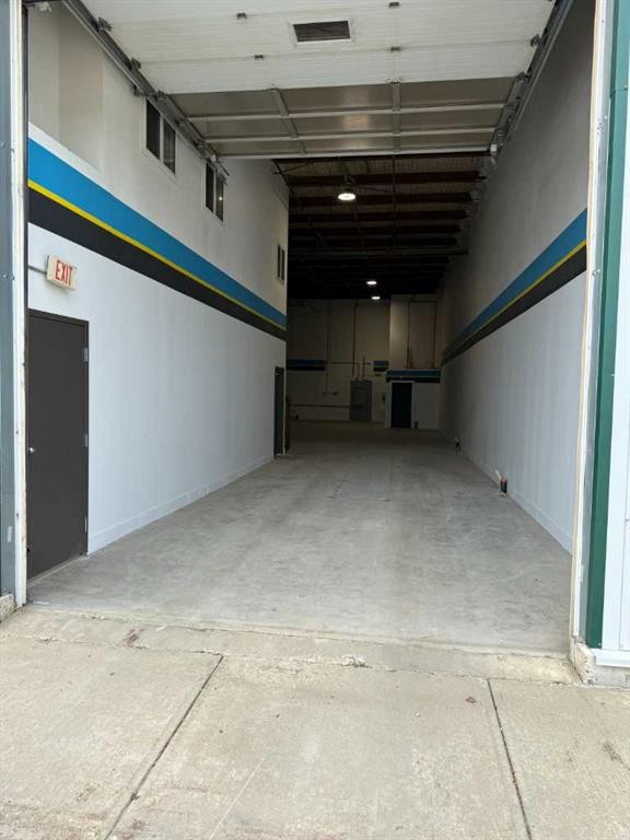 









7102


52

, 18,
Lacombe,




AB
T4L 1Y9

