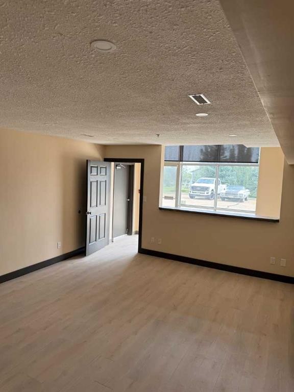 









7102


52

, 18,
Lacombe,




AB
T4L 1Y9

