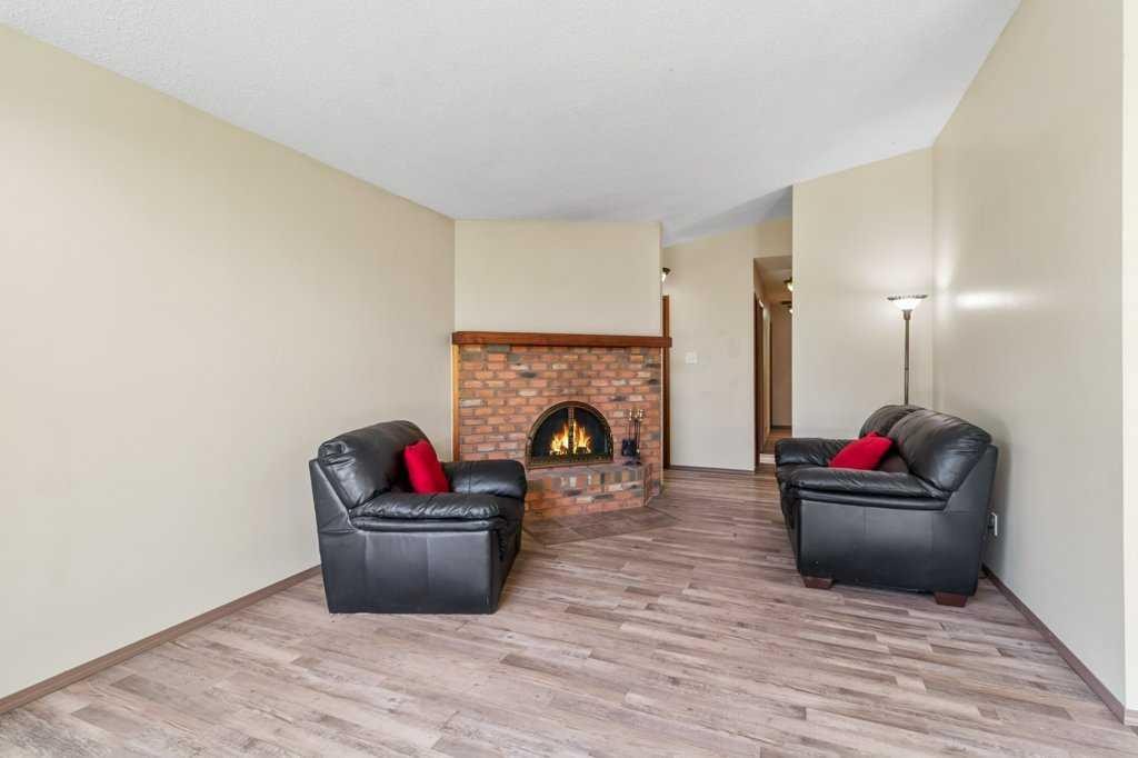









18


Odell

Green,
Red Deer,




AB
T4N 1H7

