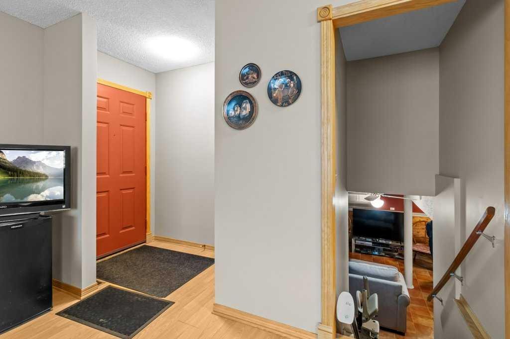 









46


Meadowview

Close,
Sylvan Lake,




AB
T4S 1H9

