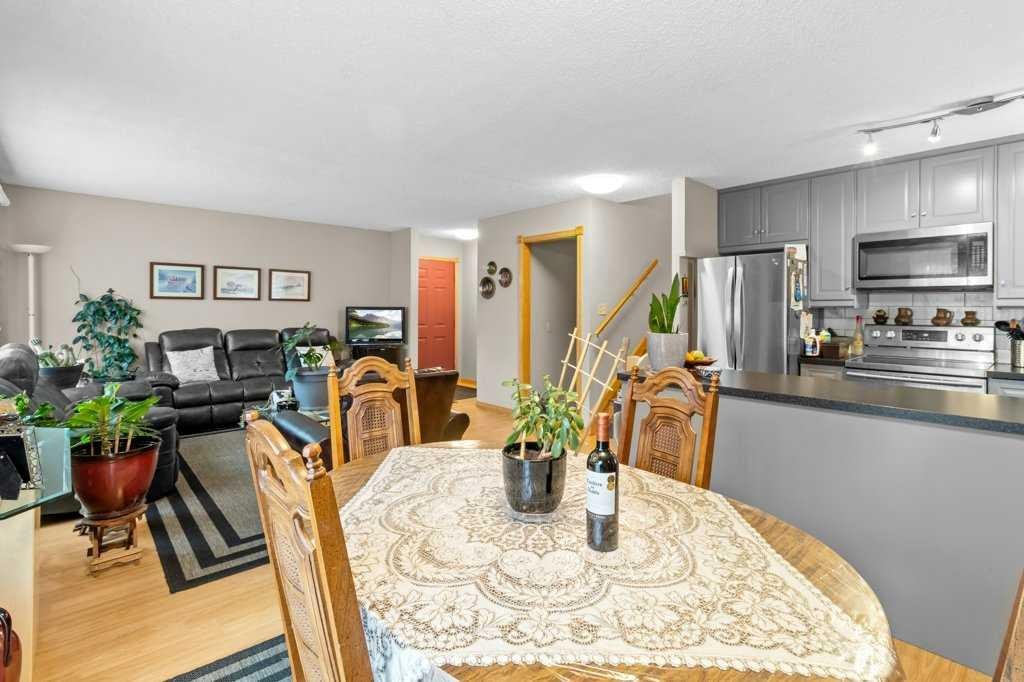 









46


Meadowview

Close,
Sylvan Lake,




AB
T4S 1H9

