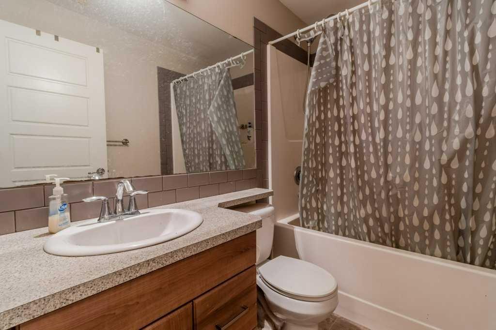 









74


Hawkridge

Boulevard,
Penhold,




AB
T0M 1R0


