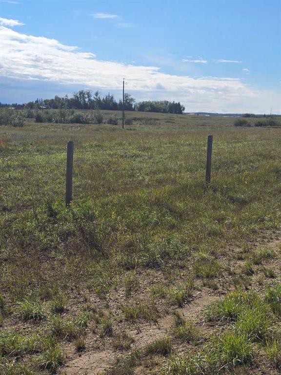 









41323 - 2


Range Road 262

,
Rural Lacombe County,




AB
T4L 2N4

