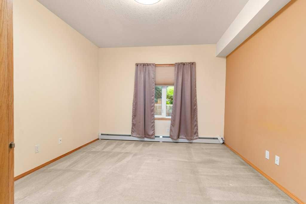 









5300


48

Street, #118,
Red Deer,




AB
T4N 7C5

