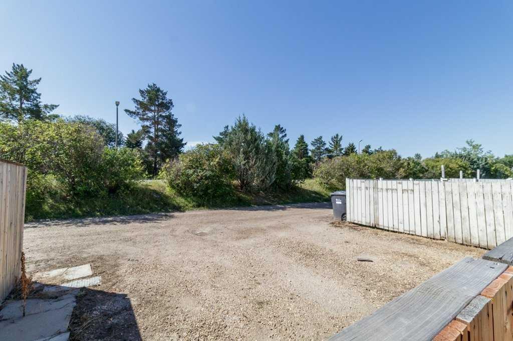 









33


Eggleton

Street,
Red Deer,




AB
T4N 2L2

