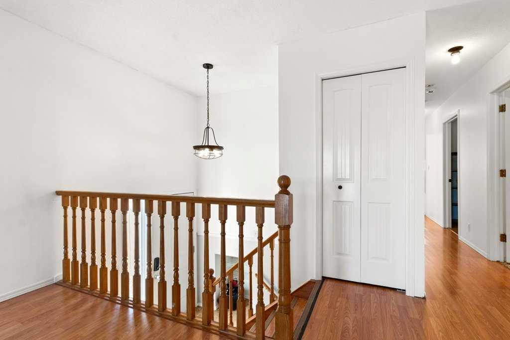 









33


Eggleton

Street,
Red Deer,




AB
T4N 2L2

