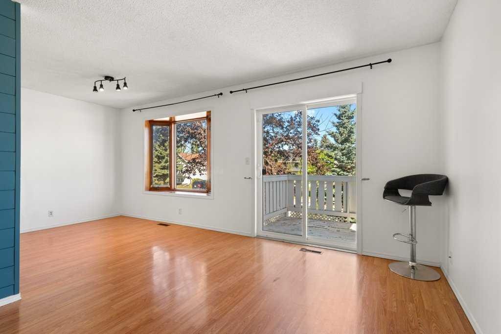









33


Eggleton

Street,
Red Deer,




AB
T4N 2L2

