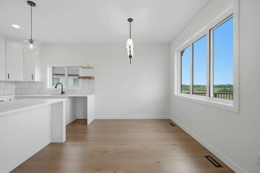 









37


Maclean

Close,
Blackfalds,




AB
T4M 0H4

