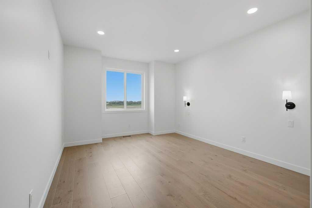 









37


Maclean

Close,
Blackfalds,




AB
T4M 0H4


