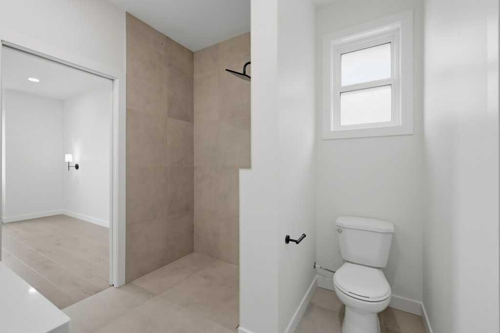 









37


Maclean

Close,
Blackfalds,




AB
T4M 0H4

