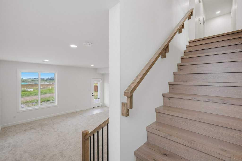 









37


Maclean

Close,
Blackfalds,




AB
T4M 0H4

