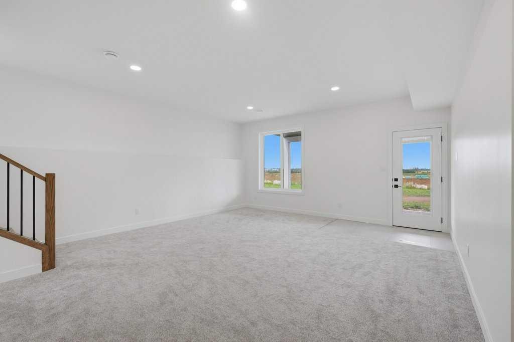 









37


Maclean

Close,
Blackfalds,




AB
T4M 0H4

