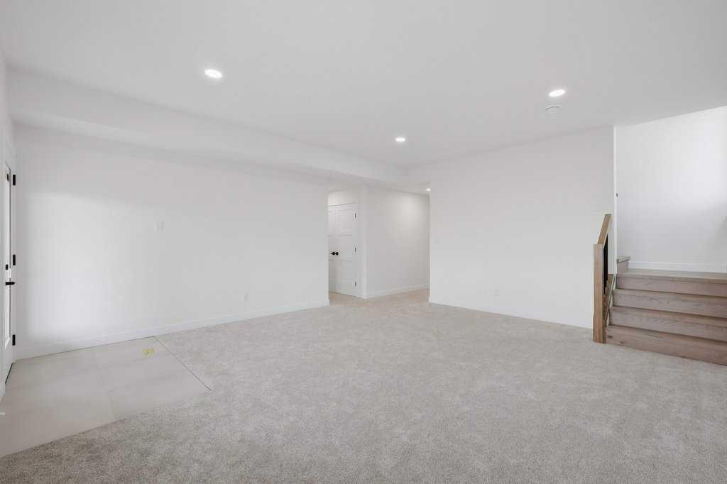 









37


Maclean

Close,
Blackfalds,




AB
T4M 0H4

