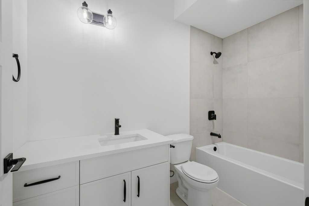 









37


Maclean

Close,
Blackfalds,




AB
T4M 0H4

