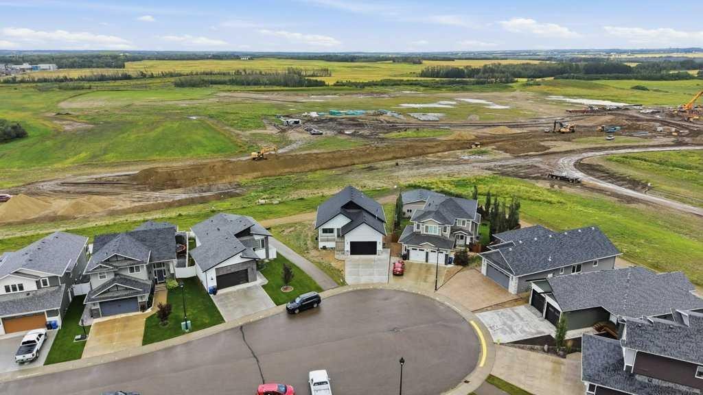 









37


Maclean

Close,
Blackfalds,




AB
T4M 0H4

