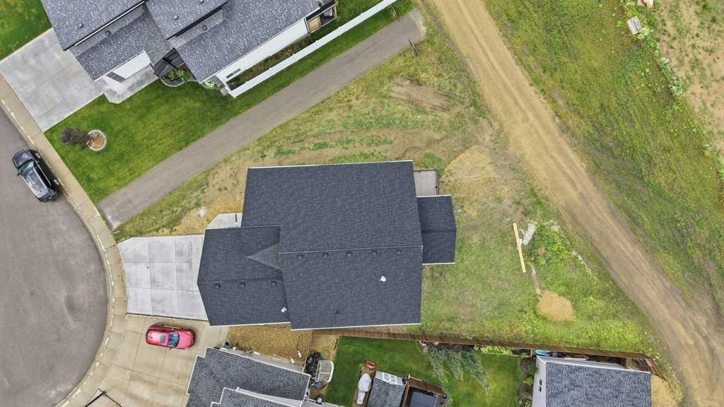 









37


Maclean

Close,
Blackfalds,




AB
T4M 0H4

