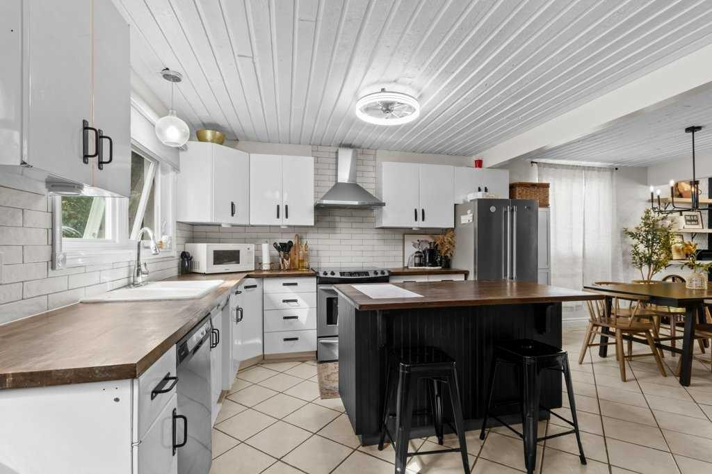 









5


Selkirk

Boulevard,
Red Deer,




AB
T4N 0G1

