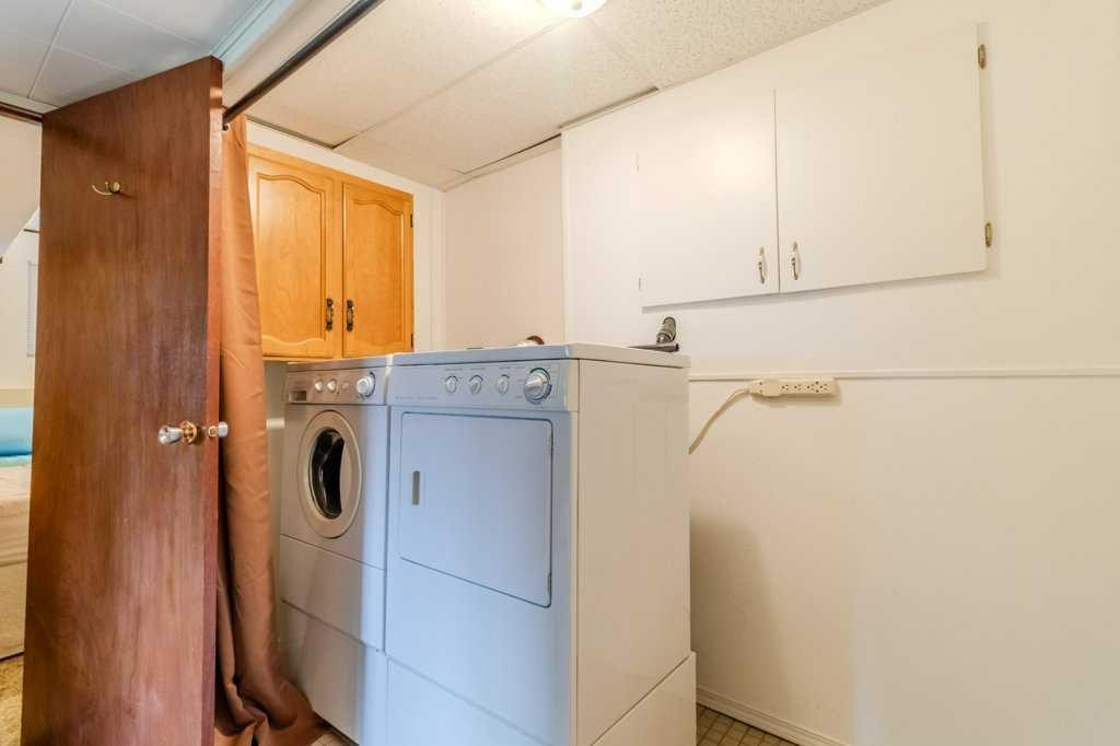 









4131


53

Avenue,
Innisfail,




AB
T4G 1G2

