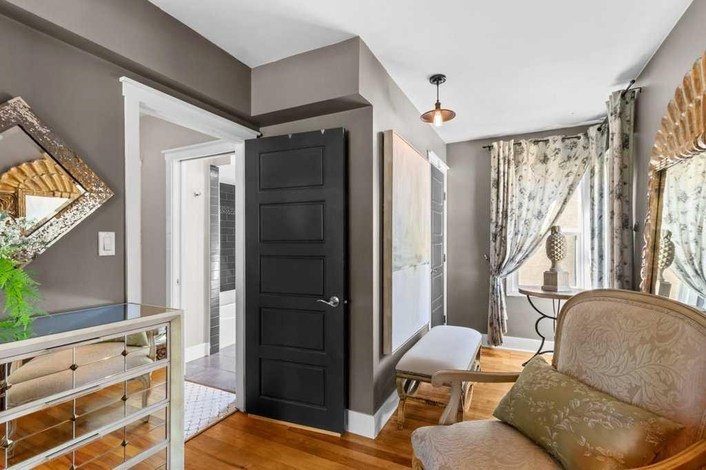 









5708


45

Avenue,
Red Deer,




AB
T4N 3L9


