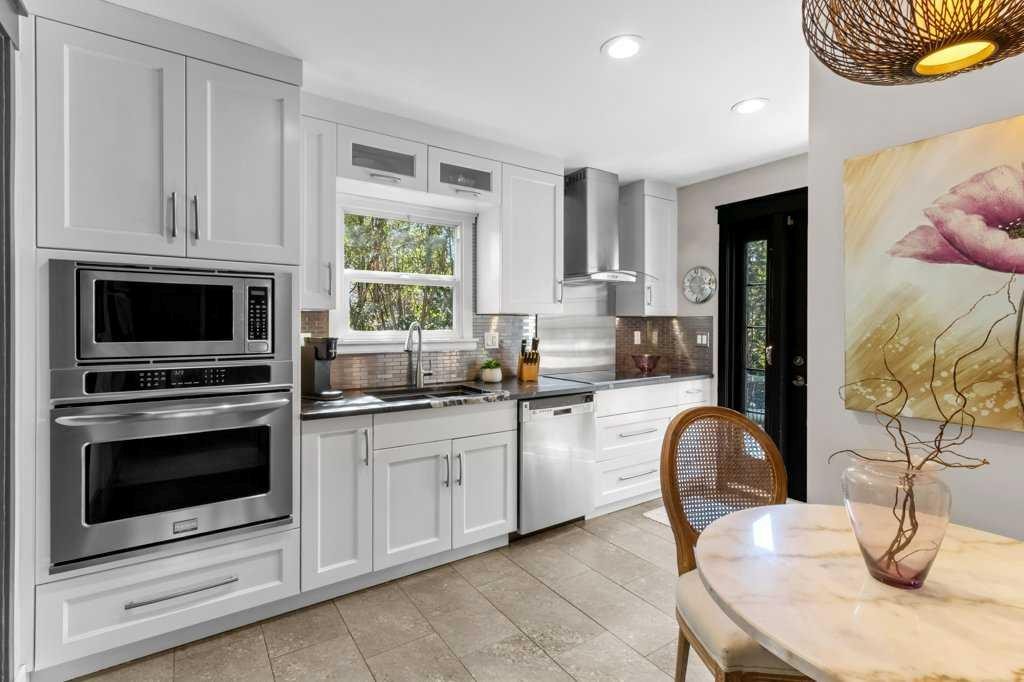 









5708


45

Avenue,
Red Deer,




AB
T4N 3L9

