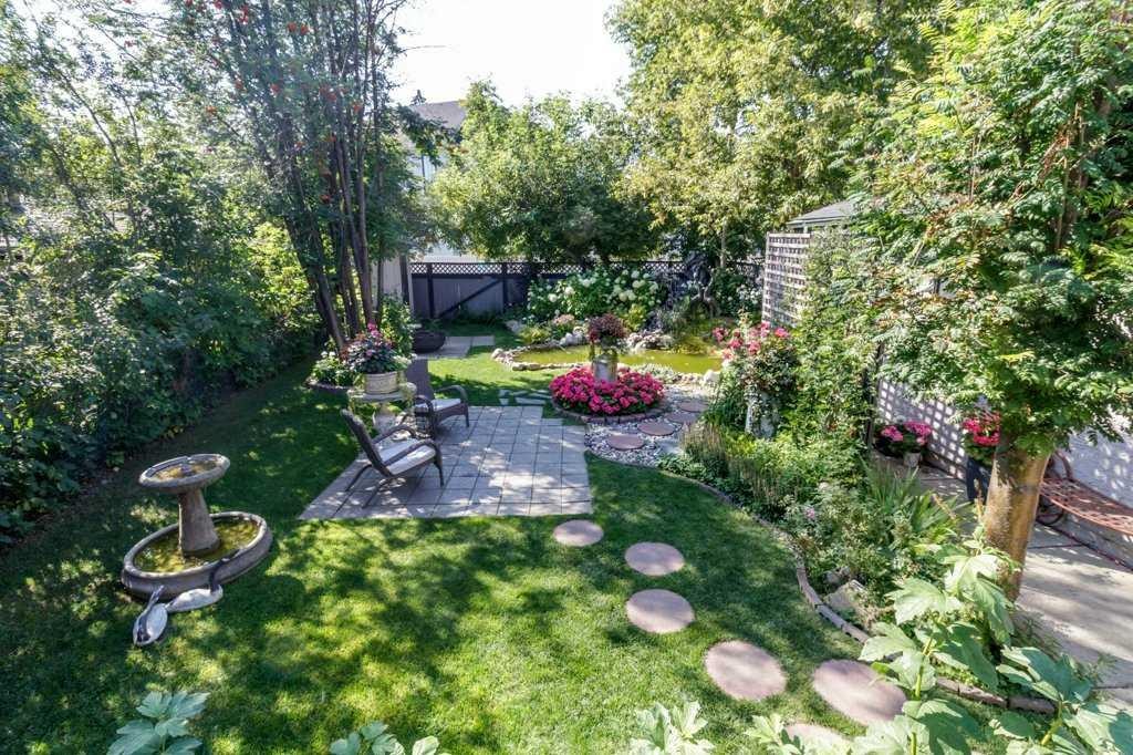 









5708


45

Avenue,
Red Deer,




AB
T4N 3L9

