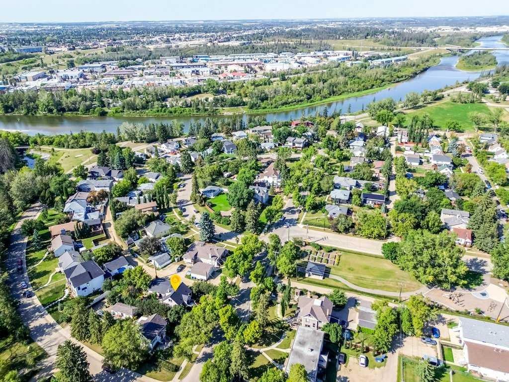 









5708


45

Avenue,
Red Deer,




AB
T4N 3L9

