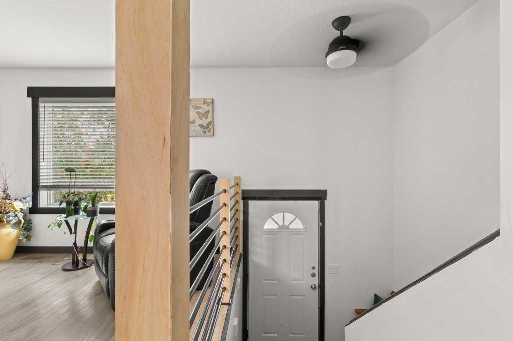 









5015


48

Avenue,
Sylvan Lake,




AB
T4S 1X6

