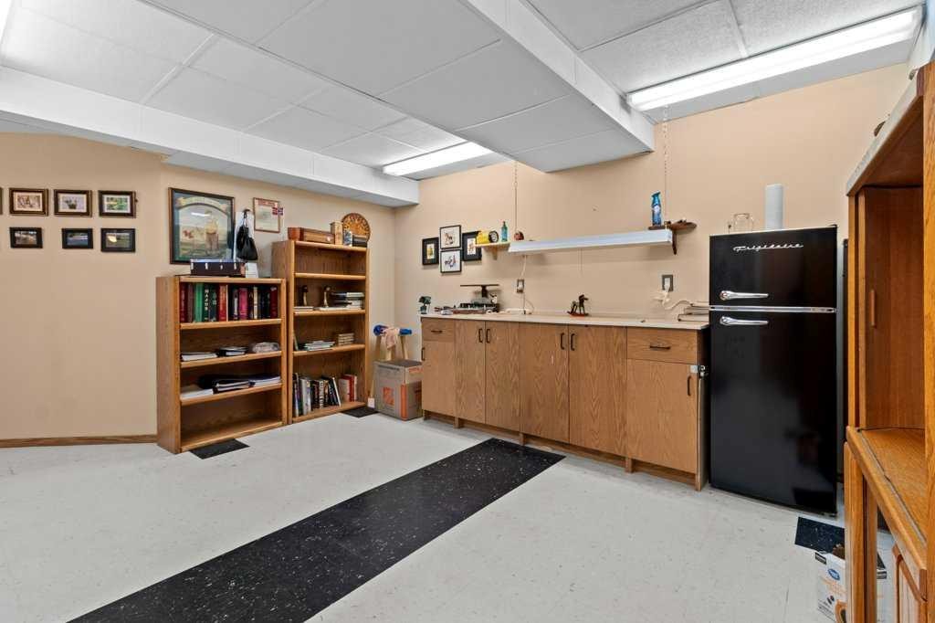 









179


Allan

Street,
Red Deer,




AB
T4R 2M5

