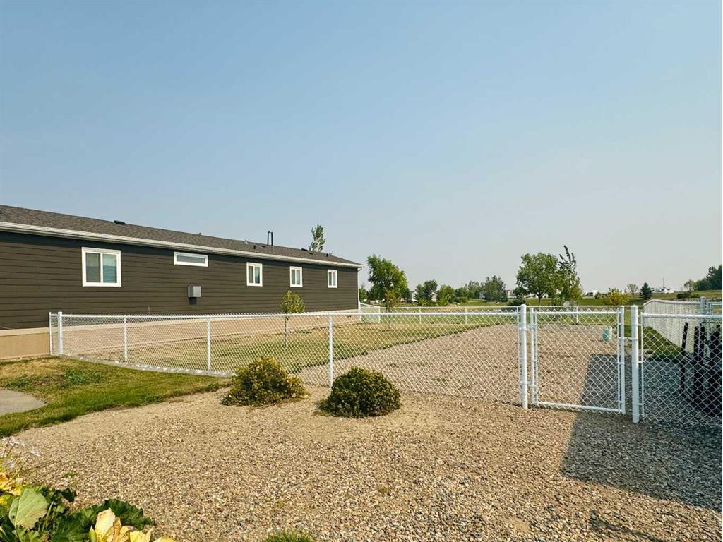 









1007


Summer

Street,
Coaldale,




AB
T1M 0C6

