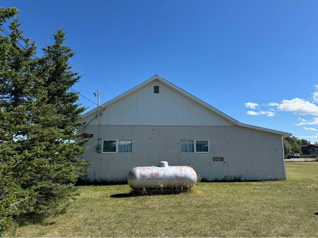 









400


Hamilton

Avenue East,
Lundbreck,




AB
T0K 1H0

