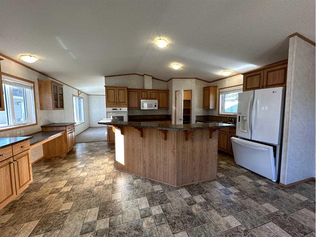 









2026


136

Street,
Blairmore,




AB
T0K 0E0

