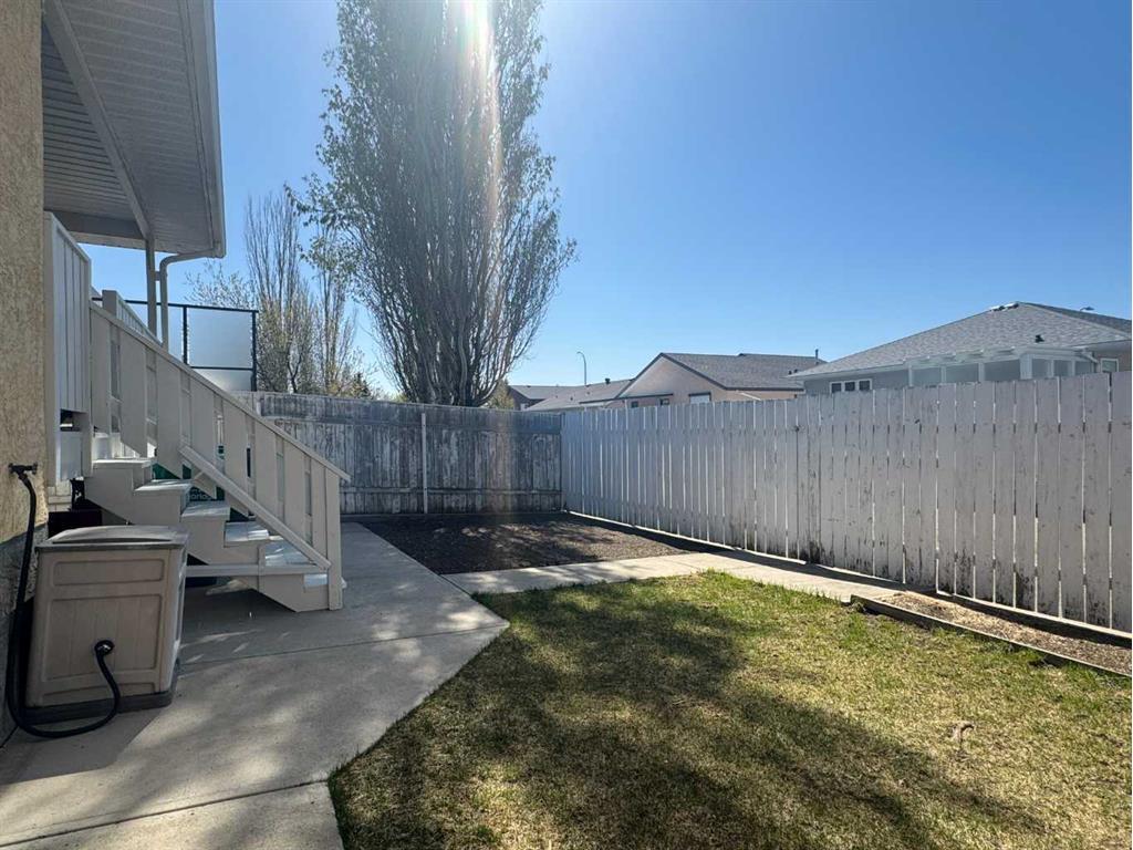 









18


Cougar

Crescent North,
Lethbridge,




AB
T1H 6J4

