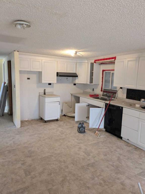 









4806


6

Street,
Coalhurst,




AB
T0L 0V0

