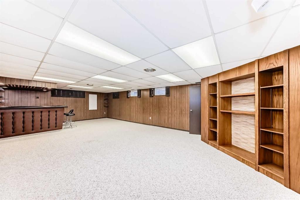 









1922


15

Street South,
Lethbridge,




AB
T1K1W8

