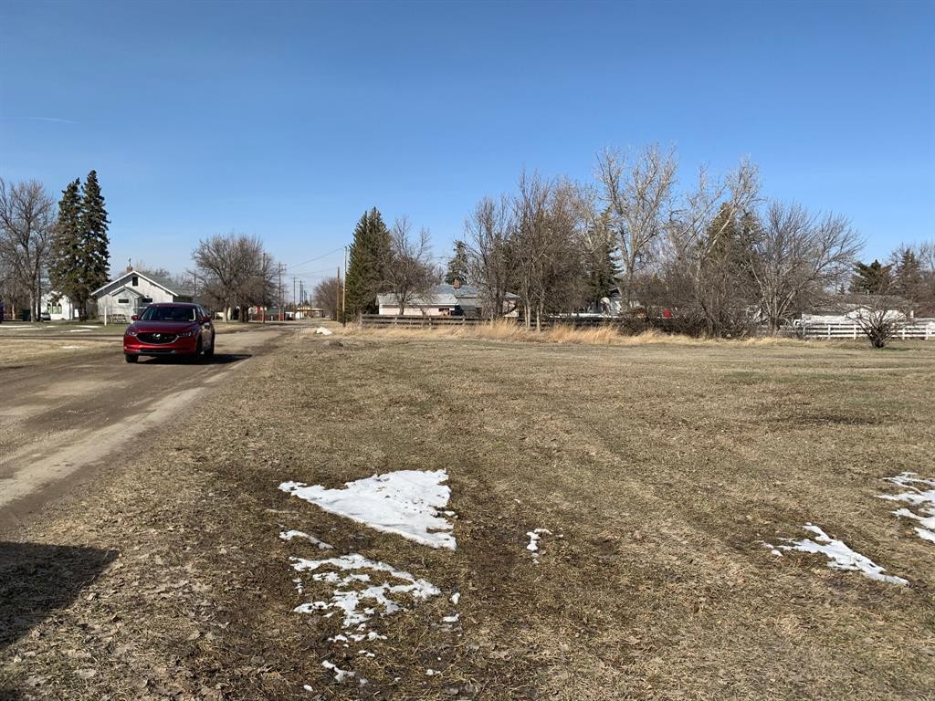 









Plan 5822EJ Block 3


Lot 6

,
Raymond,







AB
T0K 2S0

