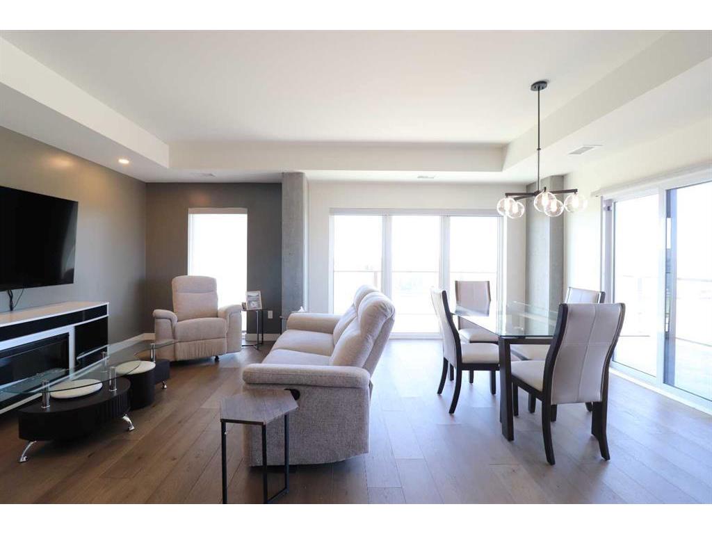 









102


Scenic

Drive North, 336,
Lethbridge,




AB
T1H 5L9

