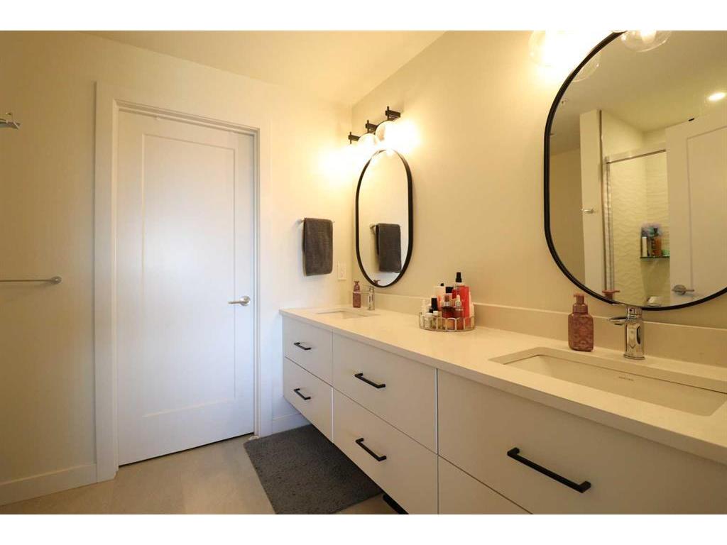 









102


Scenic

Drive North, 336,
Lethbridge,




AB
T1H 5L9

