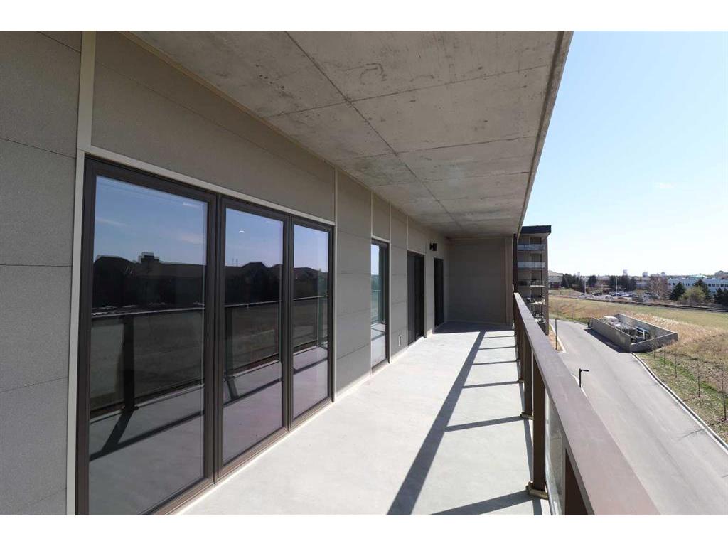 









102


Scenic

Drive North, 336,
Lethbridge,




AB
T1H 5L9

